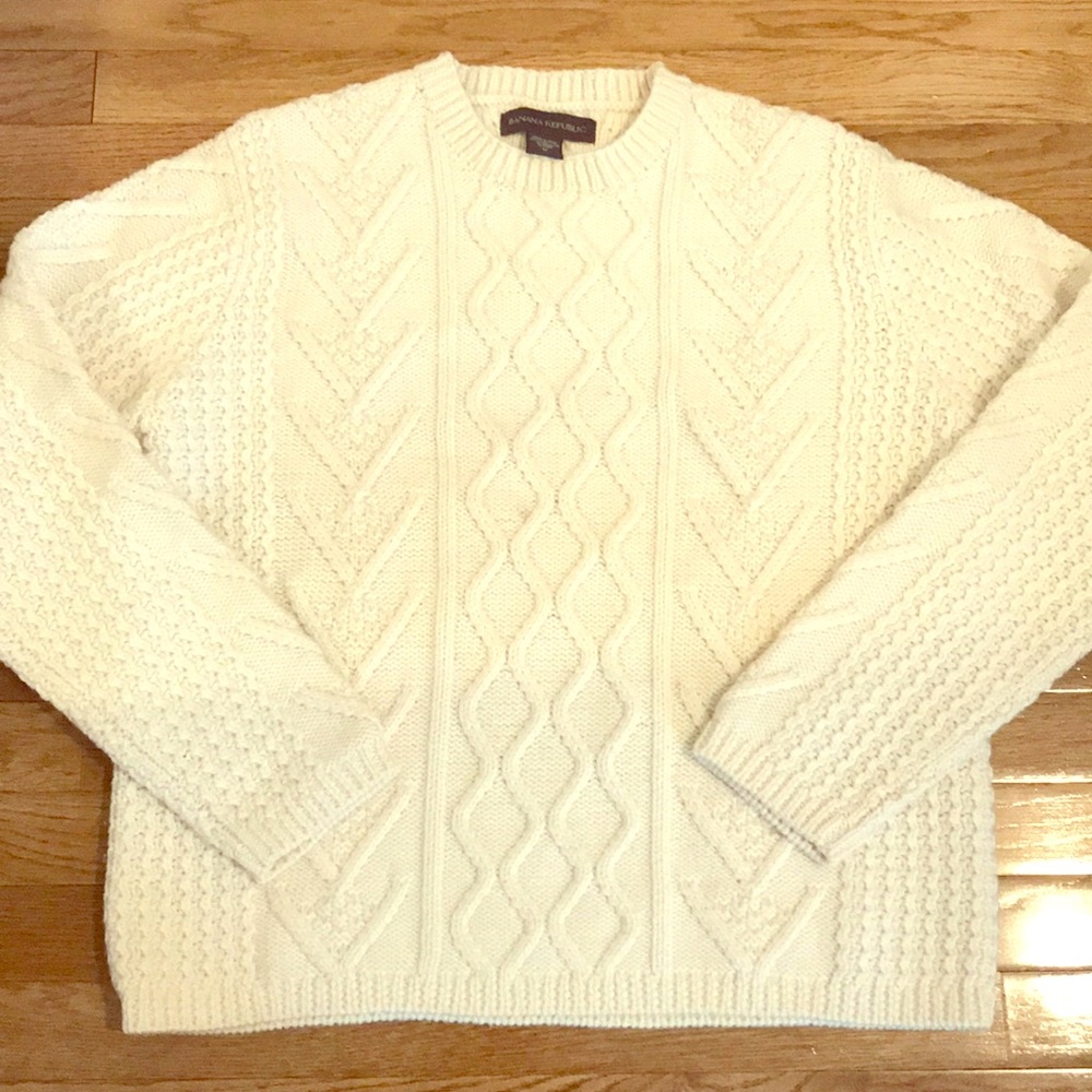 Banana ivory knit sweater